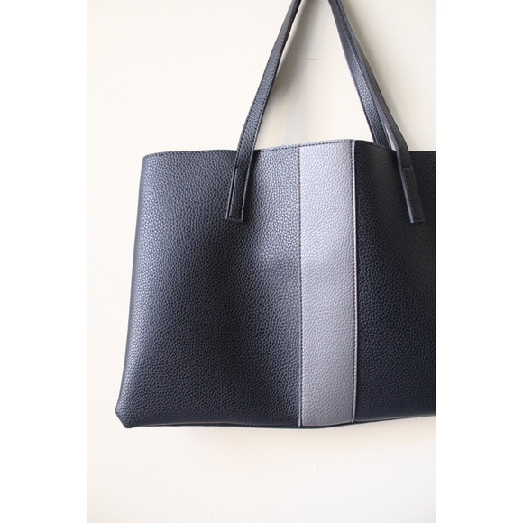 [sold] Black Vince Camuto Bag - Picture 4 of 7